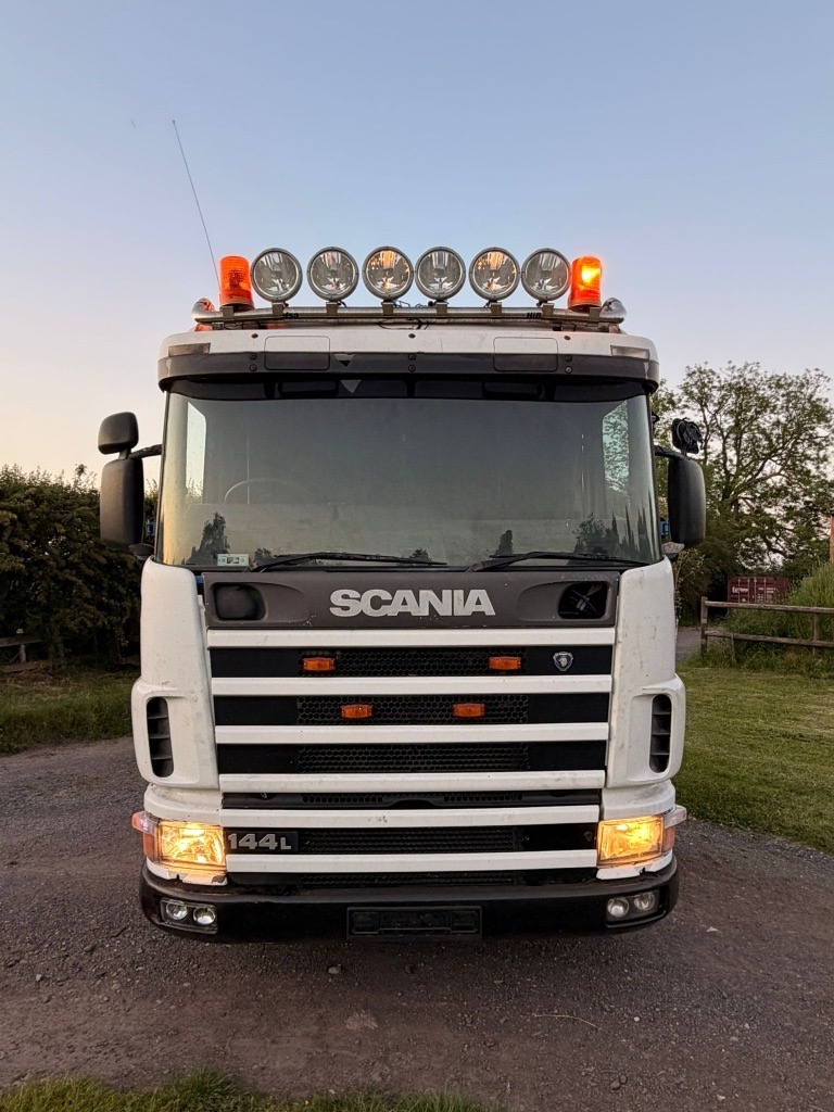 Scania 144