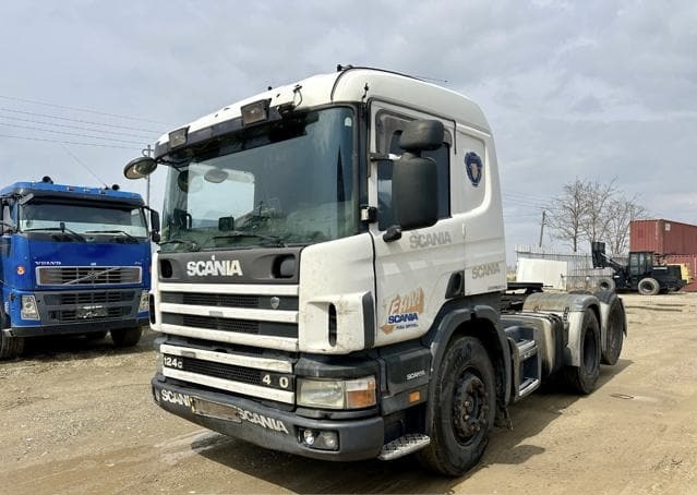 Scania 124 420L Tractor Unit